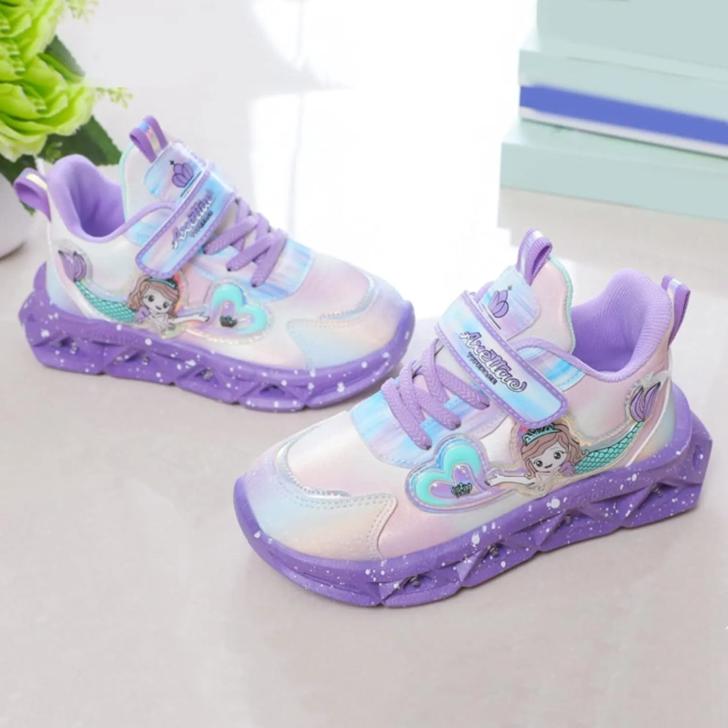 Children Sports Shoes with Lights Breathable Princess Lightweight Casual Lighting Kids Up Night High Heels for Girls