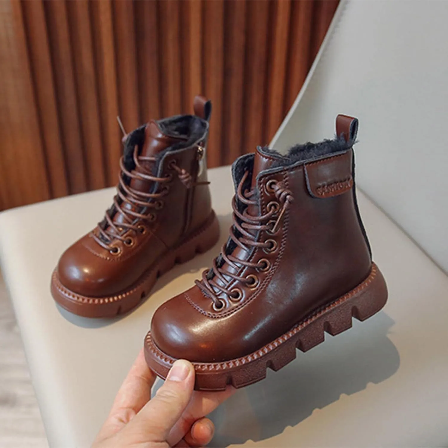 Fashion Winter Children Boots Boys and Girls Ankle Boots Flat Bottom Non Slip High Top Plush Warm and Kid Winter Boots