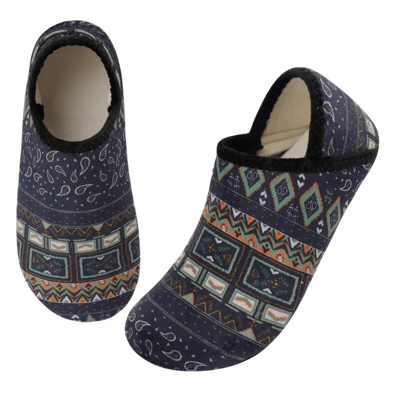 Fleece slip on slippers – Stylish and Functional Design