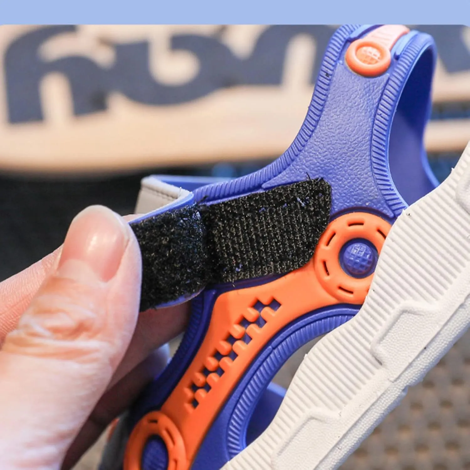 Kids Beach Sandal Lightweight Breathable Open-Toe Shoes for Boys and Girls Non-Slip Adjustable Straps Toddler Clogs