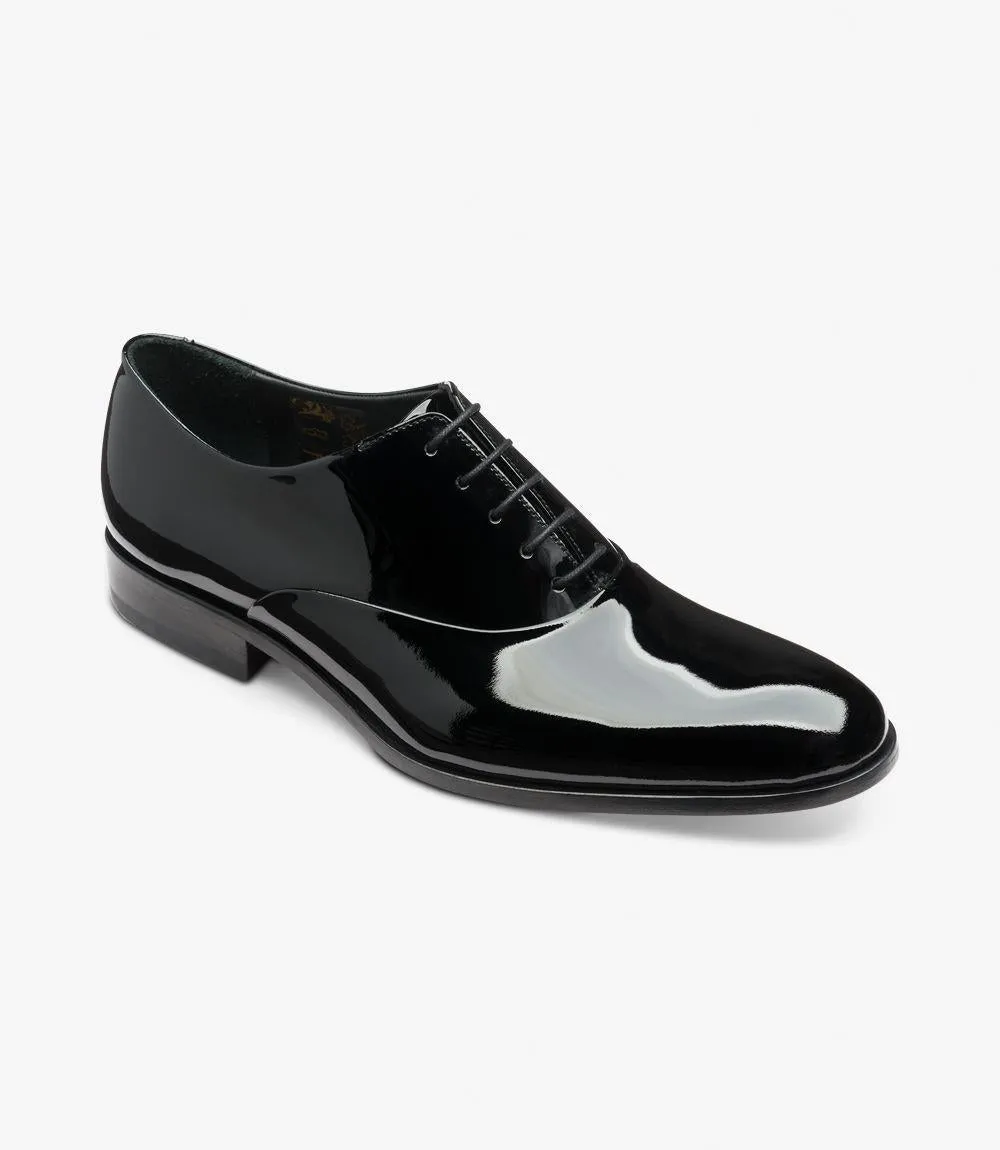 LOAKE PATENT BLACK LEATHER OXFORD LEATHER SOLE F-MEDIUM