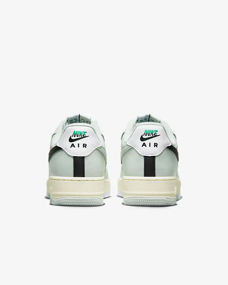 Nike Air Force 1 07 LV8 - Light Silver / White