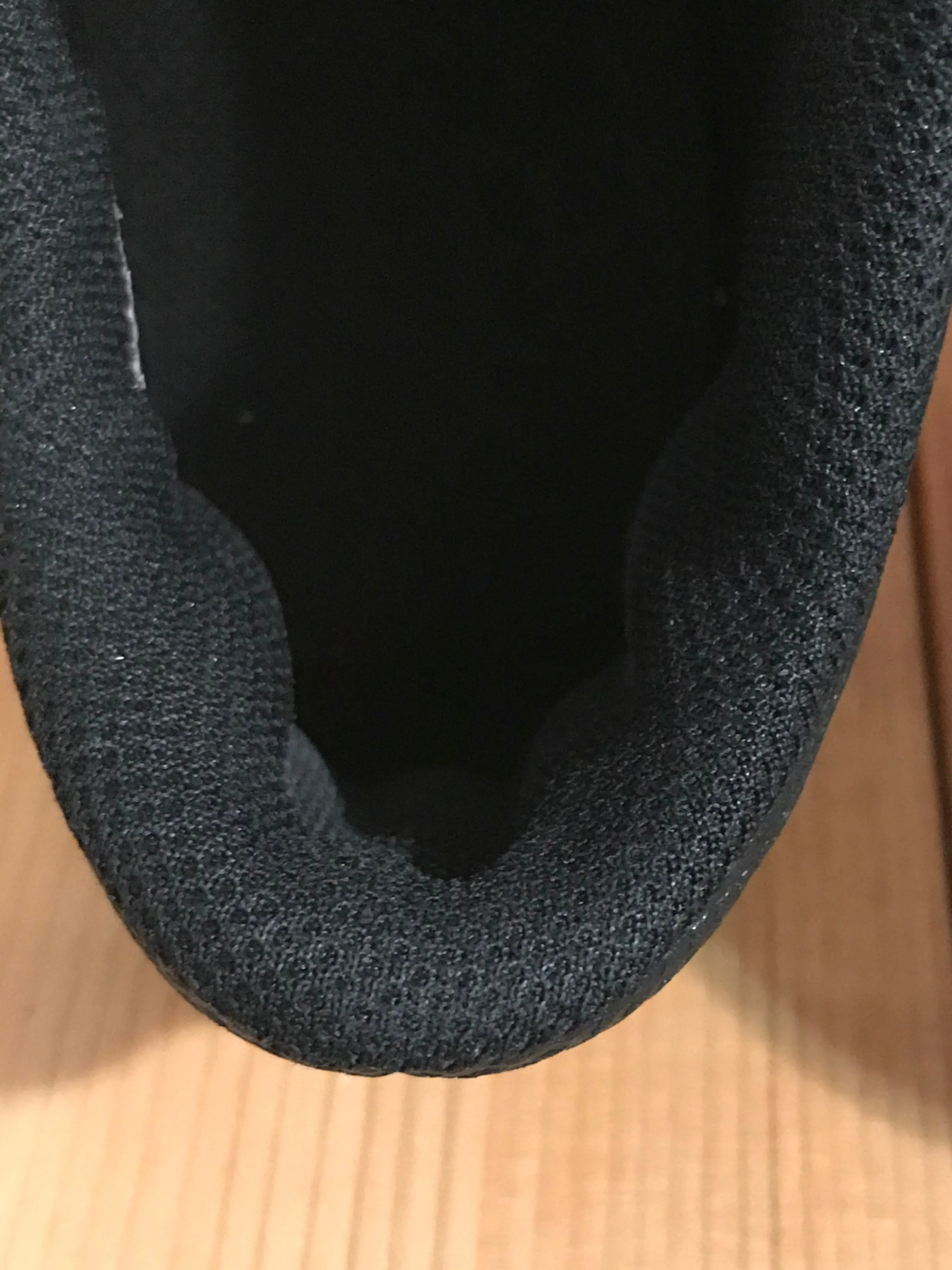NIKE TRIPLE BLACK MERCURIAL VAPOR 12 CLUB MG Kids Size 2 Cleats